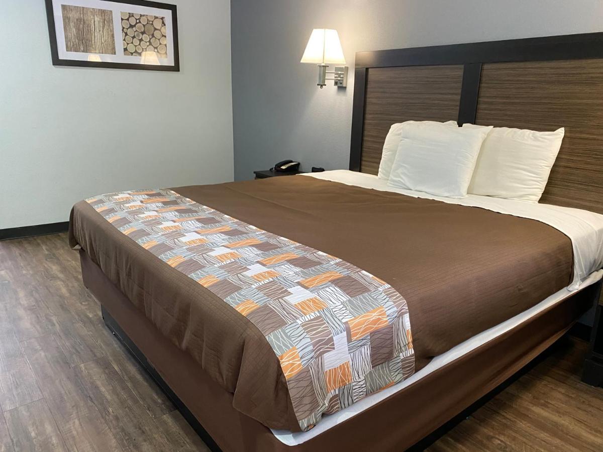 Hotel Hillside
